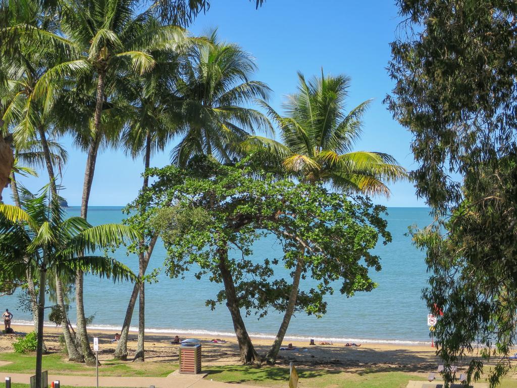 Marlin Waters Beachfront Apartments Palm Cove Buitenkant foto