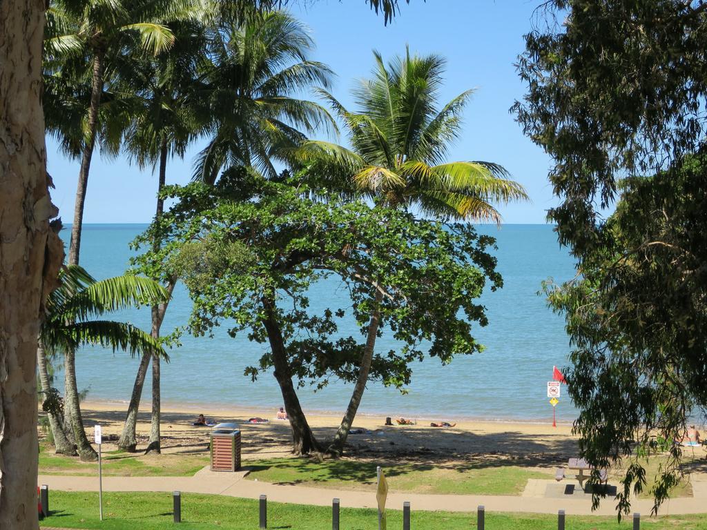Marlin Waters Beachfront Apartments Palm Cove Buitenkant foto