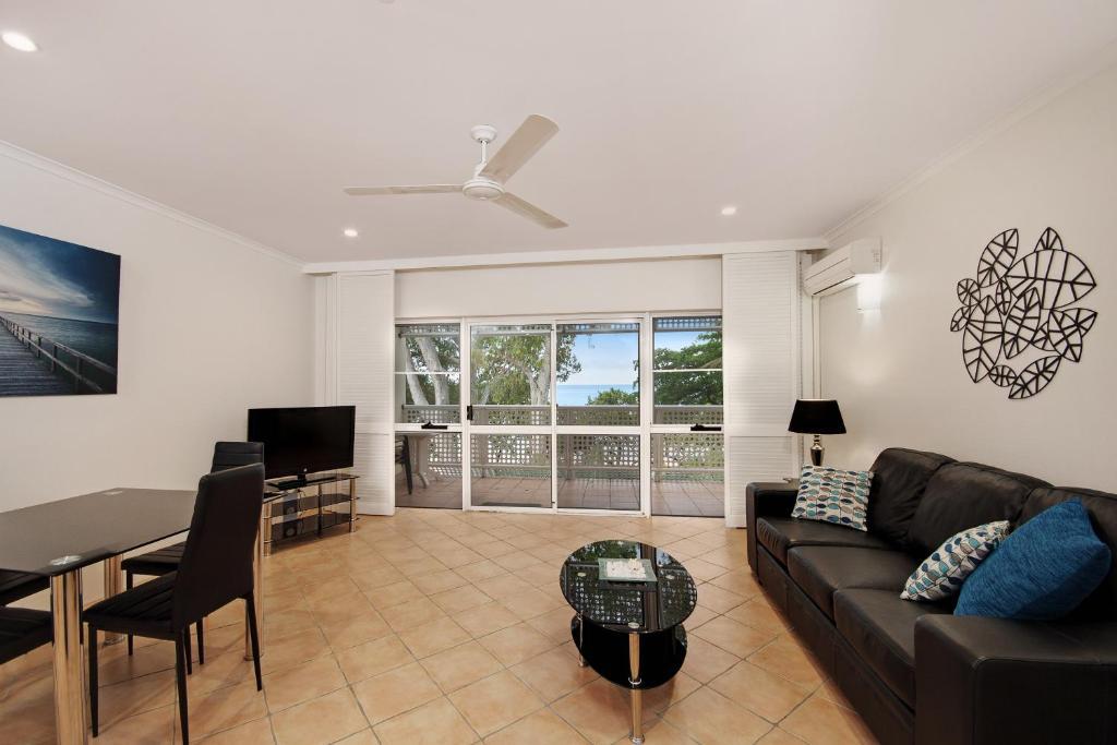 Marlin Waters Beachfront Apartments Palm Cove Kamer foto