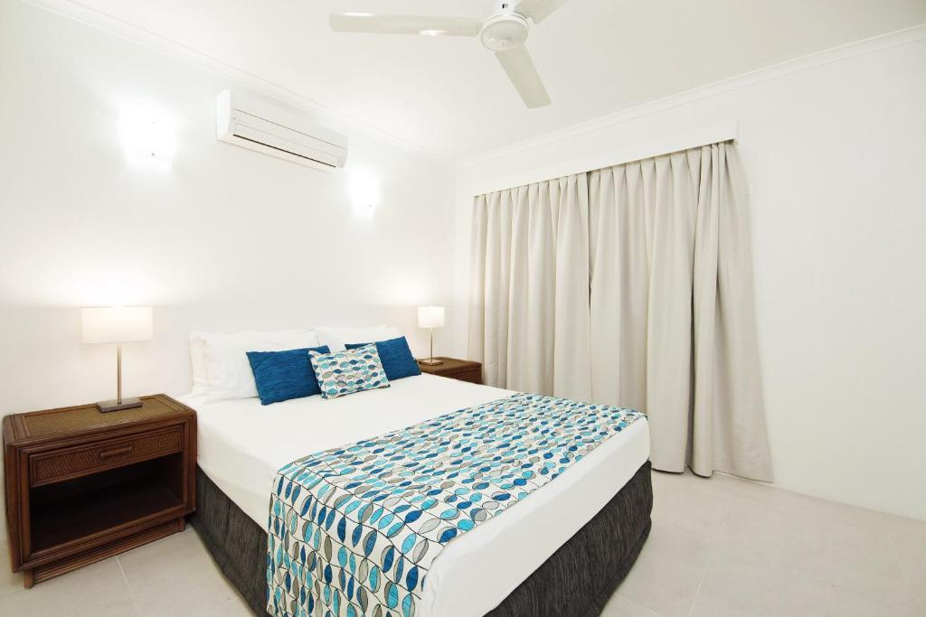 Marlin Waters Beachfront Apartments Palm Cove Kamer foto